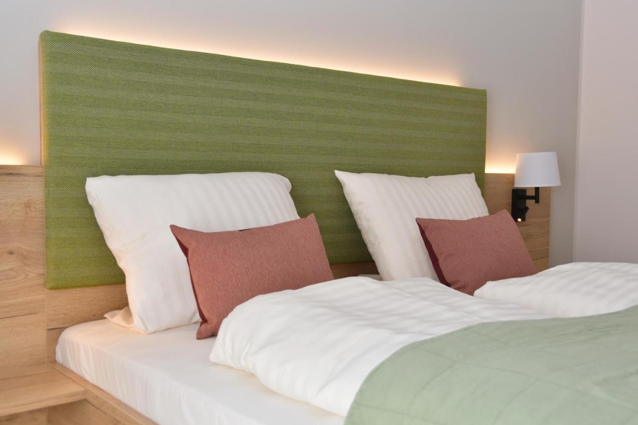Landhaus Hamester - Hotel & Restaurant Basthorst  المظهر الخارجي الصورة