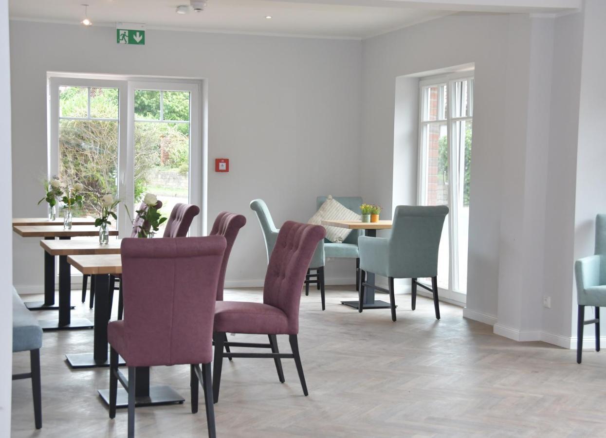 Landhaus Hamester - Hotel & Restaurant Basthorst  المظهر الخارجي الصورة