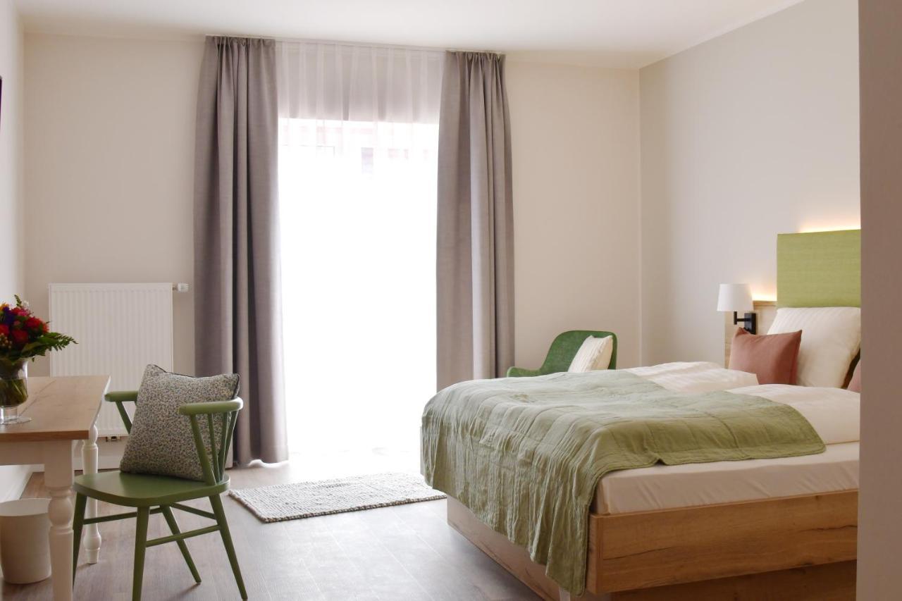 Landhaus Hamester - Hotel & Restaurant Basthorst  المظهر الخارجي الصورة